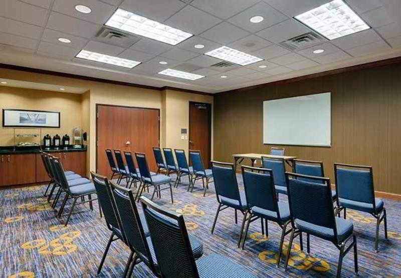 Courtyard By Marriott Chicago Schaumburg/Woodfield Mall Bagian luar foto
